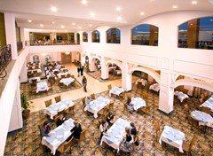 Titanic Palace & Aqua Park: Restaurant - photo 4
