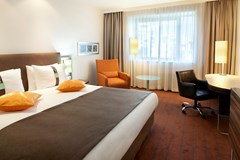 Holiday Inn Almaty: Room DOUBLE KING SIZE BED - photo 10