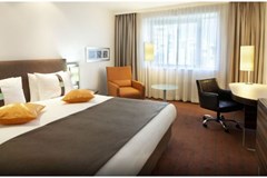 Holiday Inn Almaty: Room - photo 14