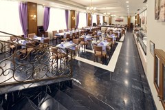 Comfort Astana: Restaurant - photo 10