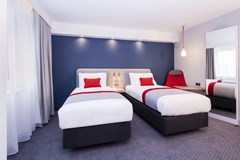 Holiday Inn Express ASTANA - TURAN: Room - photo 13