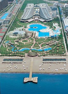 Miracle Resort Hotel - photo 4