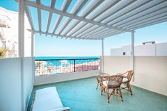 Sunrise Holidays Resort: Mega Room - photo 25