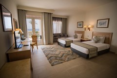 Sunrise Diamond Beach Resort - Grand Select: Beach Front Room  - photo 11