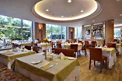 Gloria Verde Resort & Spa - photo 44