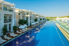 Titanic Deluxe Golf Belek: Открытый бассейн  - photo 19