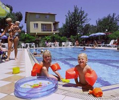 More Hotel - photo 5