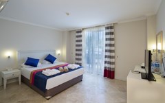 Crystal Boutique Beach Resort - photo 9