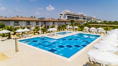 Crystal Boutique Beach Resort - photo 3