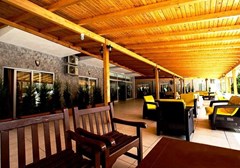 Monna Roza Beach Goynuk Hotel: Территория отеля - photo 5