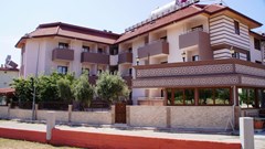 Selenium Hotel - photo 1