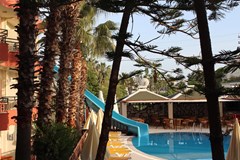 Semoris Hotel - photo 1