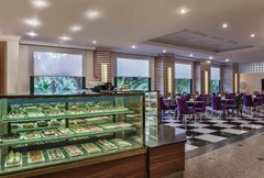 Delphin Deluxe: Кафе - photo 9