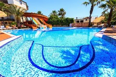 Galeri Resort Hotel: Открытый бассейн - photo 17