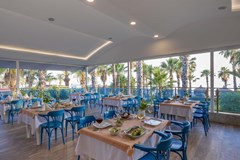 Holiday Park Resort Hotel - photo 11