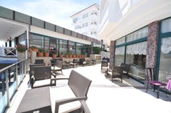 Class Beach Hotel - photo 2