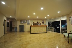 Amos Hotel: Ресепшен - photo 7