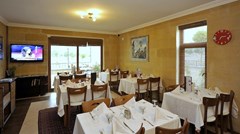 Royal Stone Houses: Restaurant - photo 8