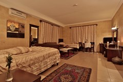 Royal Stone Houses: Room TRIPLE DELUXE - photo 66