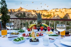 Goreme Kaya Hotel: Terrace - photo 13