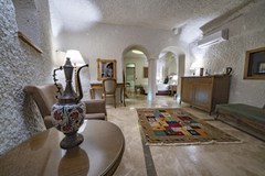 Artemis Cave Suites - photo 13