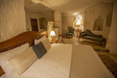 Artemis Cave Suites - photo 18