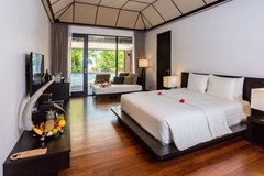 Lily Beach Resort & Spa at Huvahendhoo: Room - photo 4