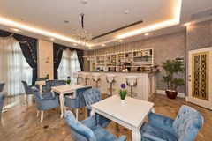 Marnas Hotel: Бар - photo 4