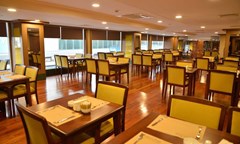 The Green Park Hotel: Ресторан - photo 3