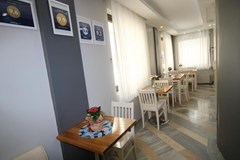 Away Suites: Кафе - photo 5