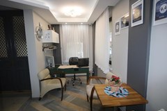 Away Suites: Территория отеля - photo 2
