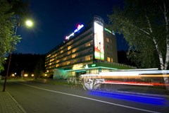 Katun: Вид санатория ночью - photo 4