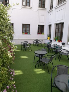 Mercure Belgrade Excelsior: Terrace - photo 3