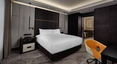 Hilton Belgrade: Room SUITE KING BED ONE BEDROOM - photo 48