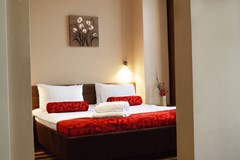Balkan Hotel Garni: Room - photo 28