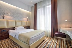 Crystal Hotel Belgrade: Room SINGLE QUEEN SIZE BED - photo 3