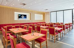 Holiday Inn Express Belgrade-City: Restaurant - photo 17