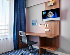 Holiday Inn Express Belgrade-City: Room - photo 19