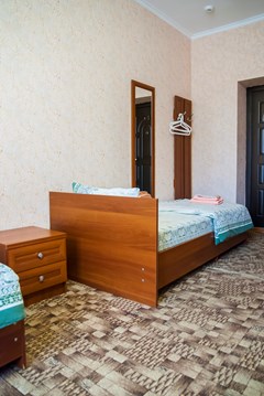 Al`pina Otel`: Блочный 3 местный в блоке (эконом) - photo 36