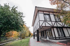 Lesnoj (by`vsh. Heliopark) Park-otel`: Территория - photo 4
