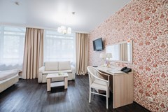 Lesnoj (by`vsh. Heliopark) Park-otel`: Улучшенный 2-местный SUPERIOR DBL диван Супериор Улучшенный DBL 2-местный (с диваном) - photo 97