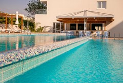 FUN&SUN Vangelis Hotel & Suites - photo 31