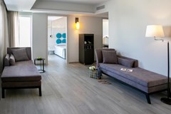 FUN&SUN Vangelis Hotel & Suites - photo 42