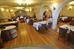 Alfina Cave Hotel - photo 9