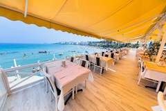 Marti Beach Hotel: Restaurant - photo 12