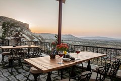 Kayakapi Premium Caves - Cappadocia: Terrace - photo 31