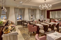1852 Boutique Hotel - photo 4