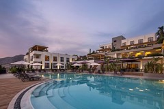 Ramada Resort by Wyndham Bodrum: Pool - photo 171