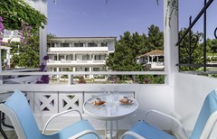 Porfi Beach Hotel: Junior Suite - photo 33