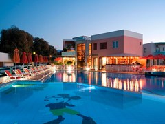 Ilianthos Village Luxury Hotel & Suites - photo 2